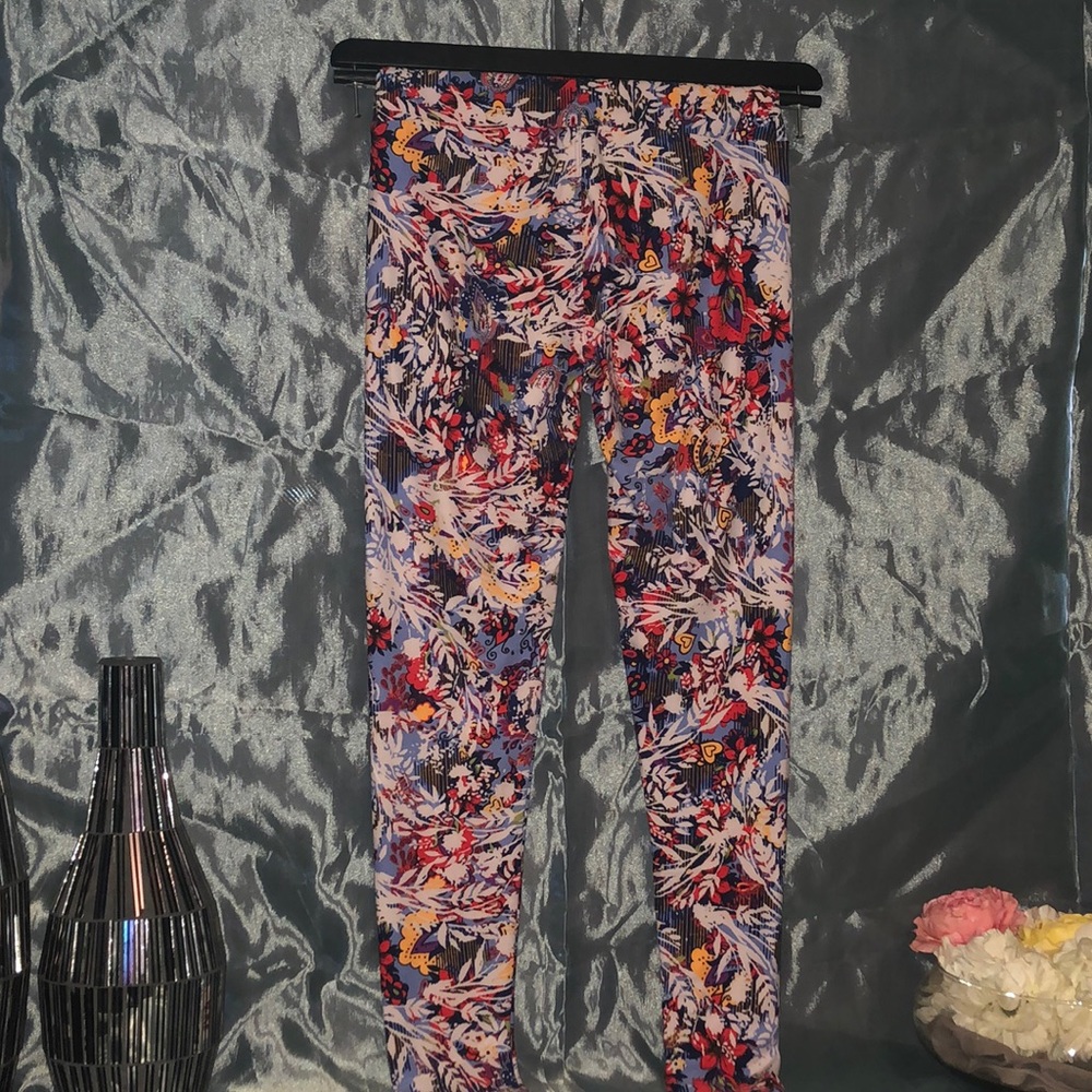 OS Leggings!